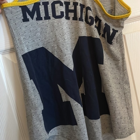 𝅺NIKE Collegiate Michigan Tank Top - Gray/Blue/Yellow - Small - Picture 9 of 9